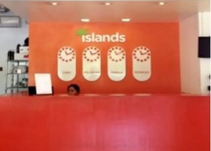 Islands Mactan Hotel 2*
